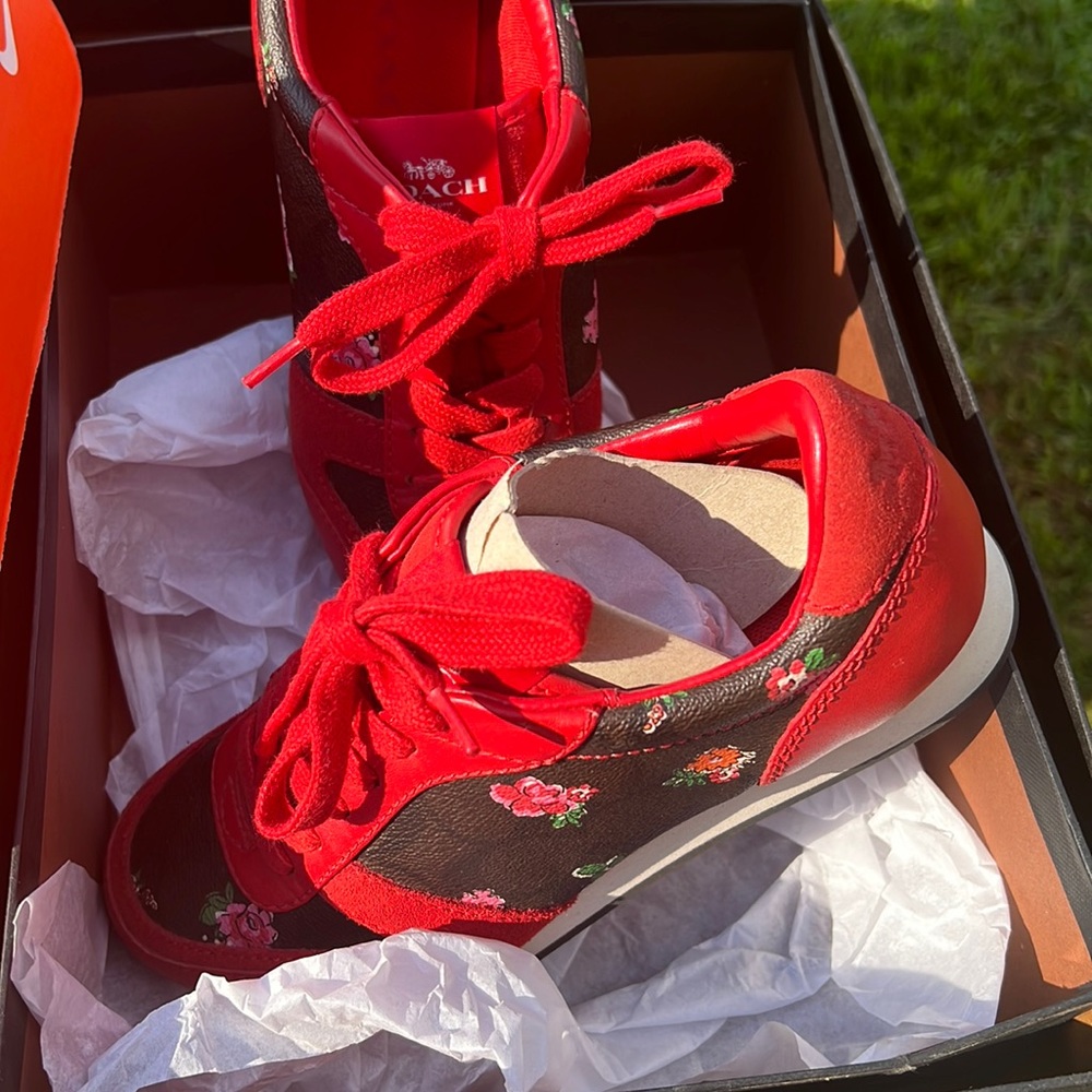 Coach Signature Rebecca Sneaker li